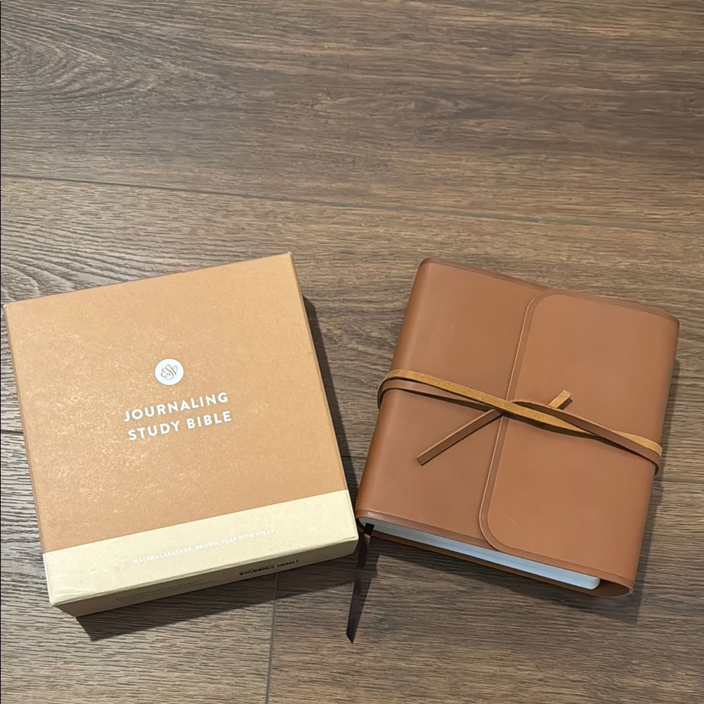 Tan Journaling Study Bible with Leather Cover